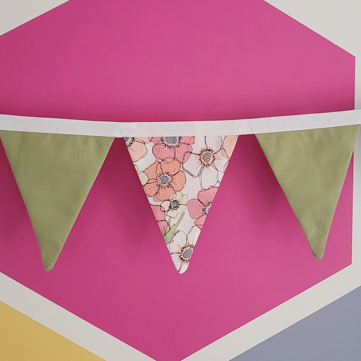 Sewing Kit - Triangular Bunting