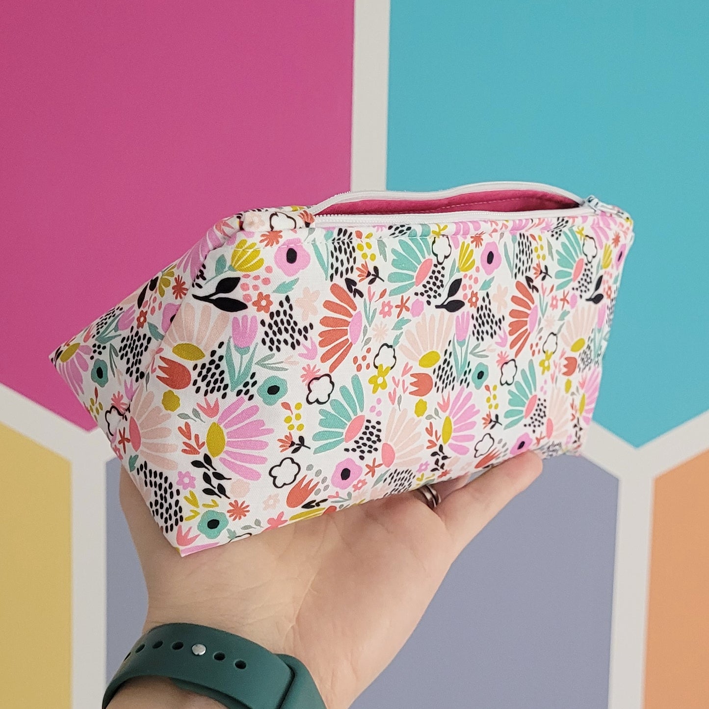 Sewing Kit - Triangular Zipped Pouch